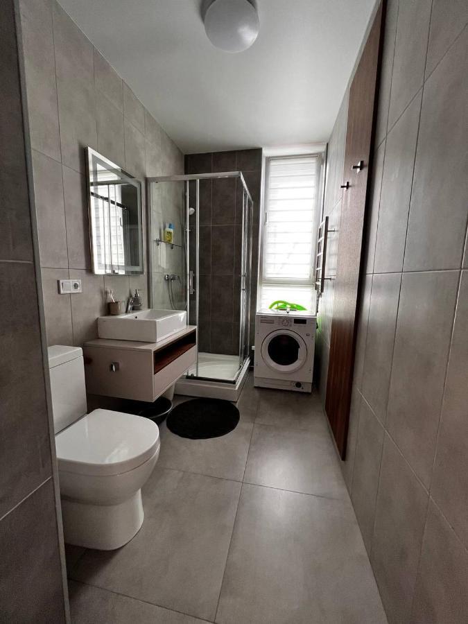 Nyvky Like Home - Apt 49 Kijów Zewnętrze zdjęcie
